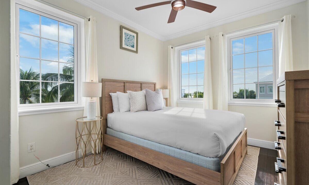 Photo of Bedroom in Nassau