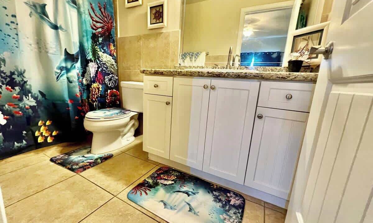 Photo of Bathroom in Bailey Town