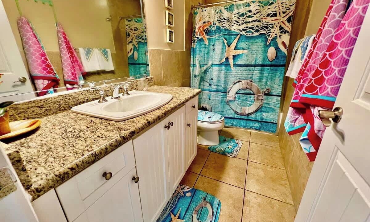 Photo of Bathroom in Bailey Town