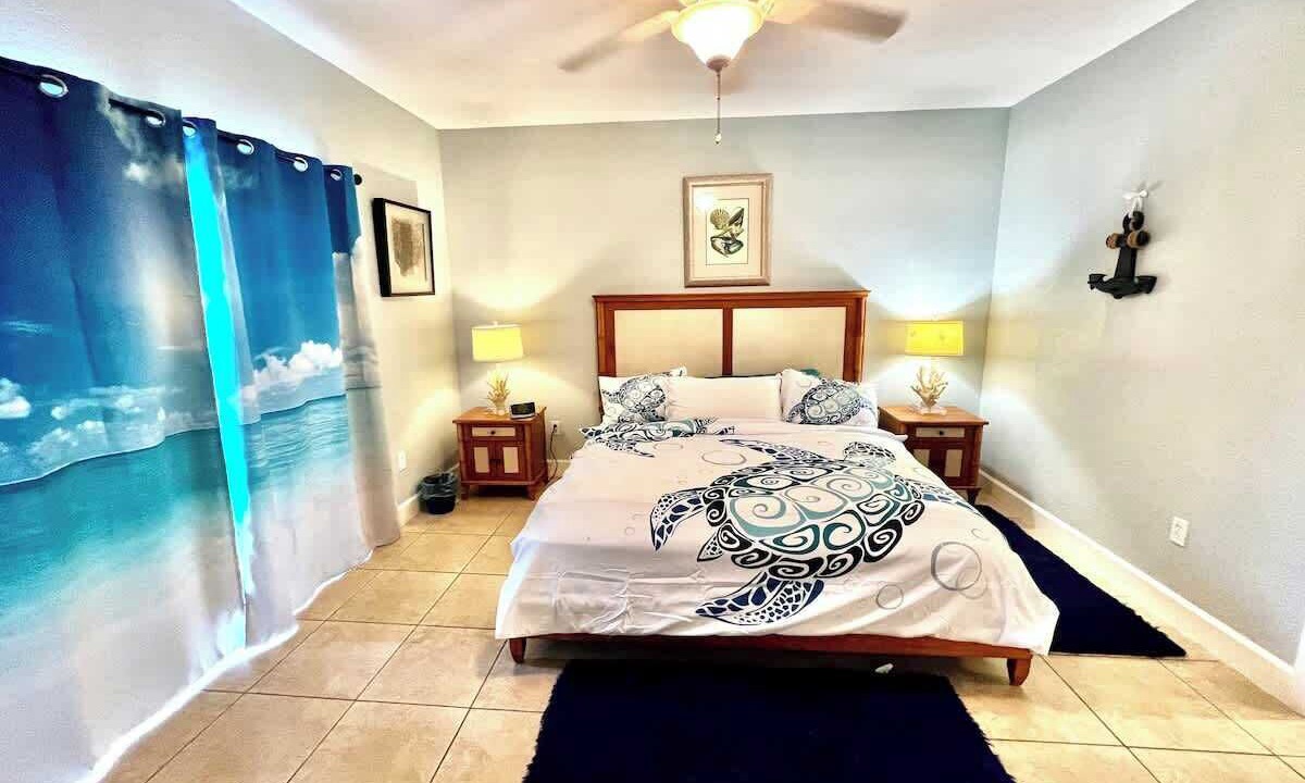 Photo of Bedroom in Bailey Town