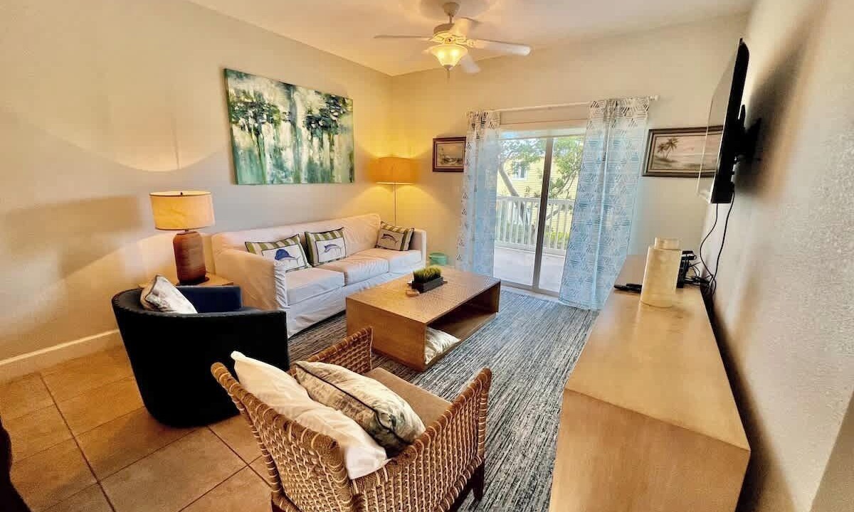 Photo of Livingroom in Bailey Town