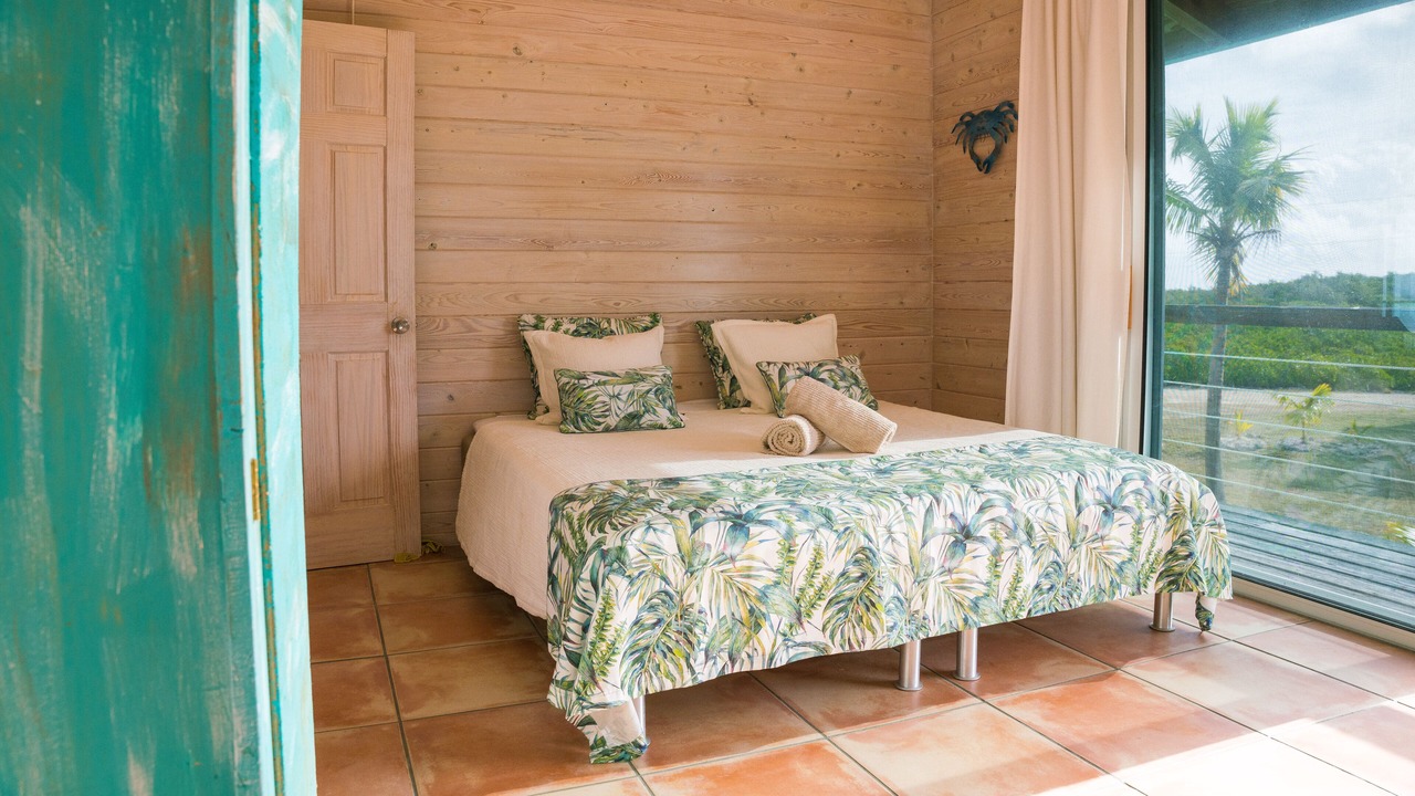 Photo of Bedroom in Mangrove Cay