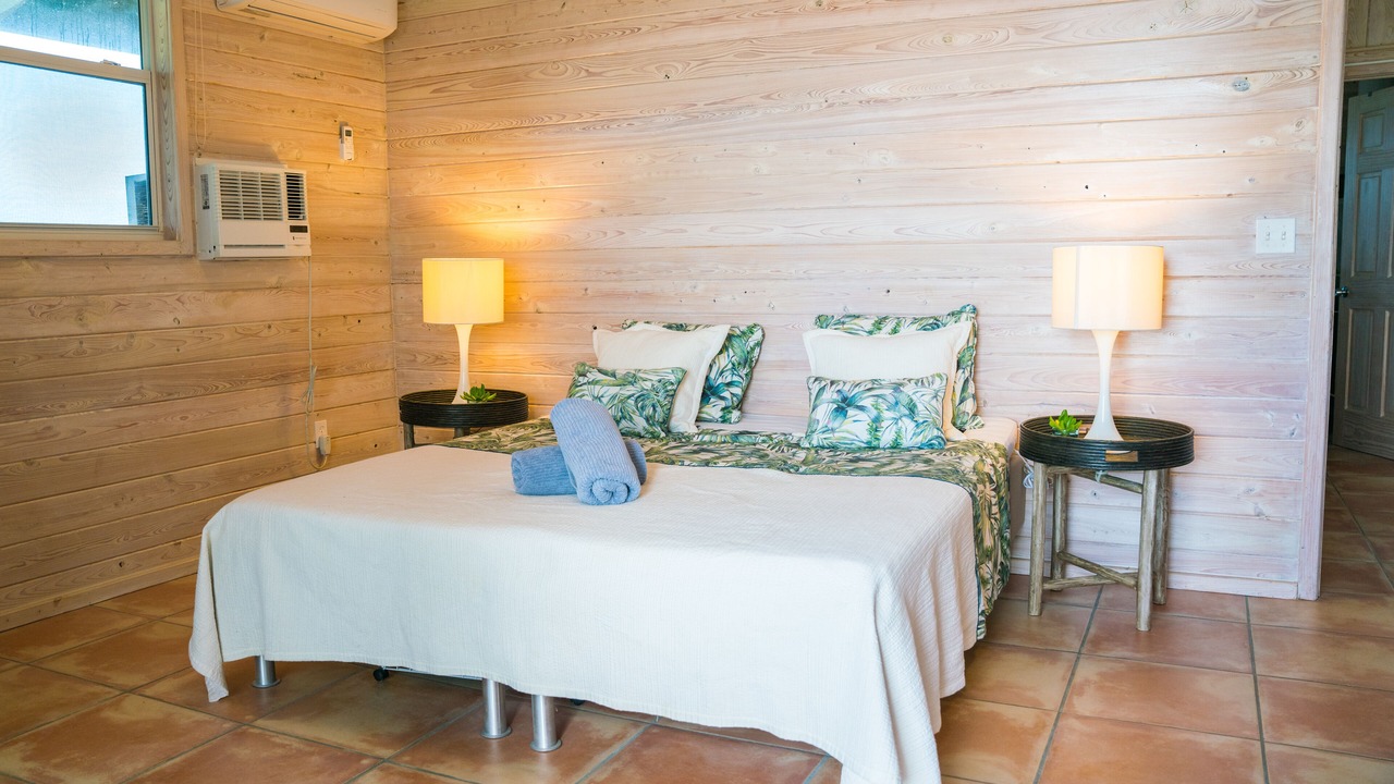 Photo of Bedroom in Mangrove Cay