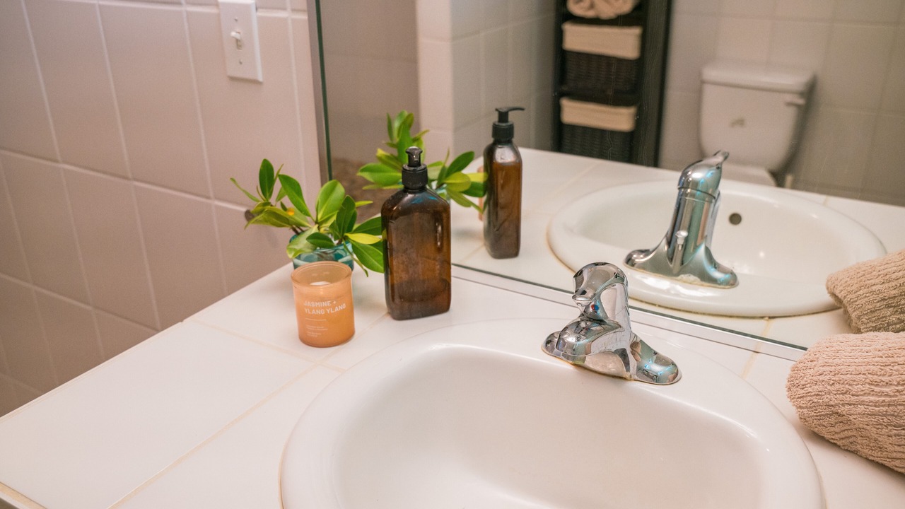 Photo of Bathroom in Mangrove Cay