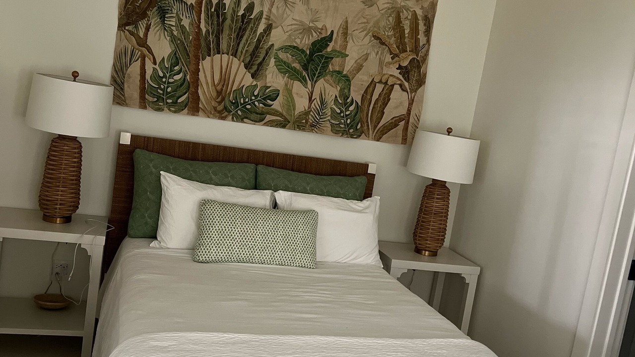 Photo of Bedroom in Dunmore Town