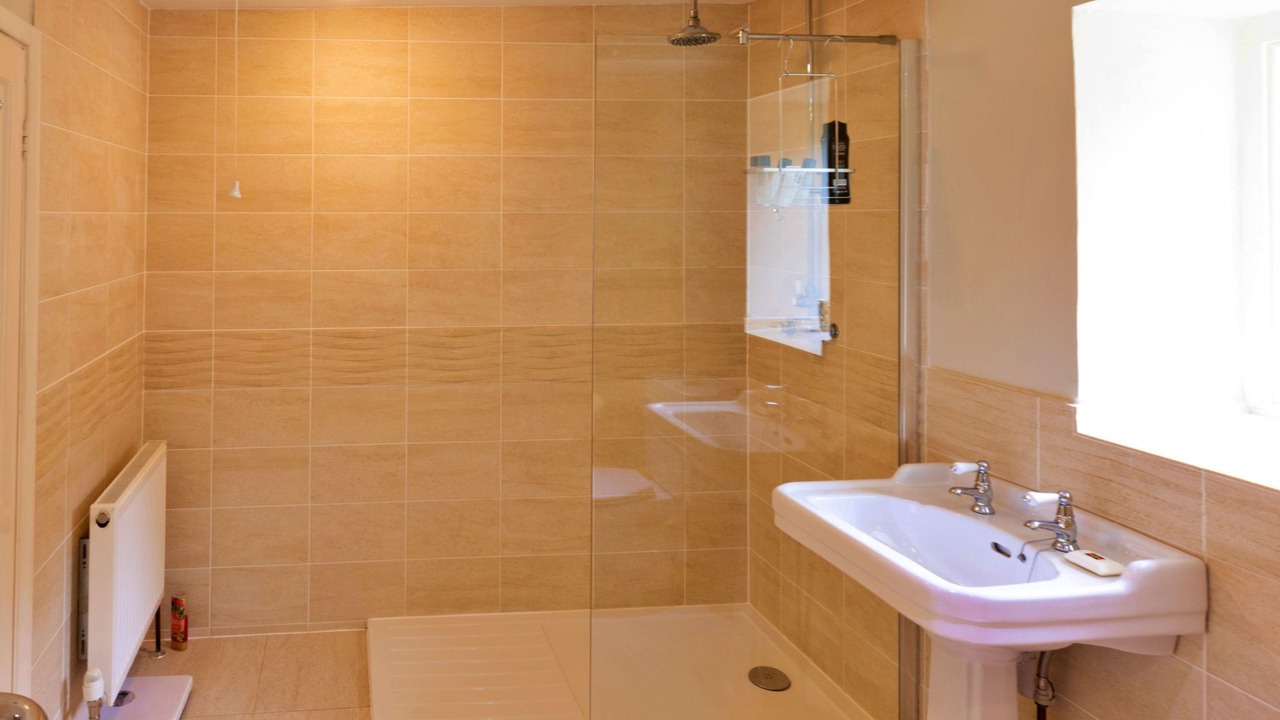 Photo of Bathroom in Thrapston