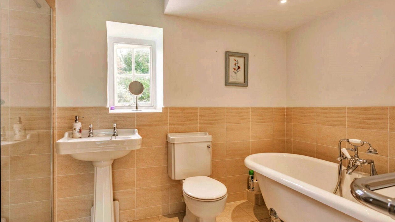 Photo of Bathroom in Thrapston