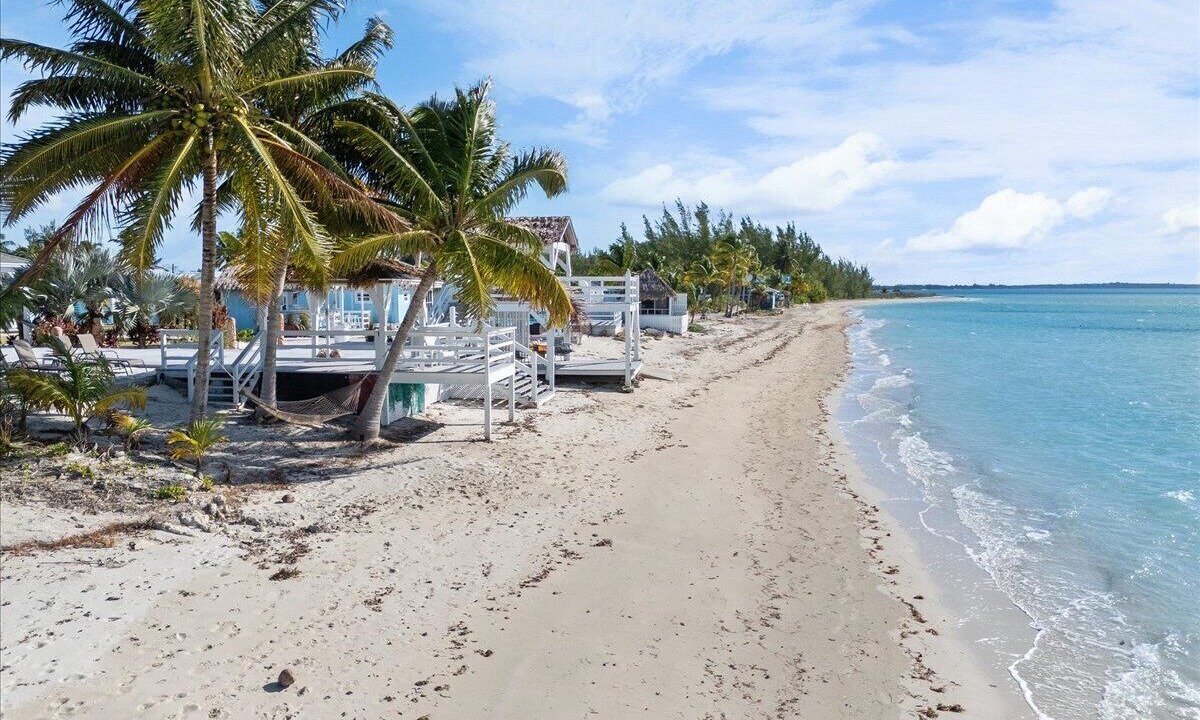 Photo of Others in Bahama Palm Shores