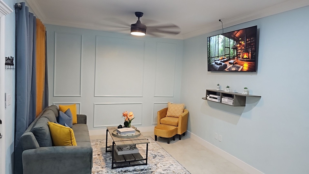 Photo of Livingroom in Belair Estates
