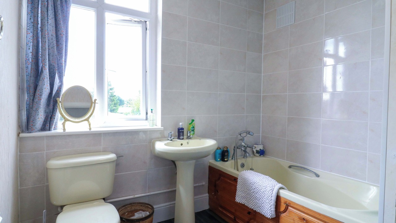 Photo of Bathroom in Little Missenden