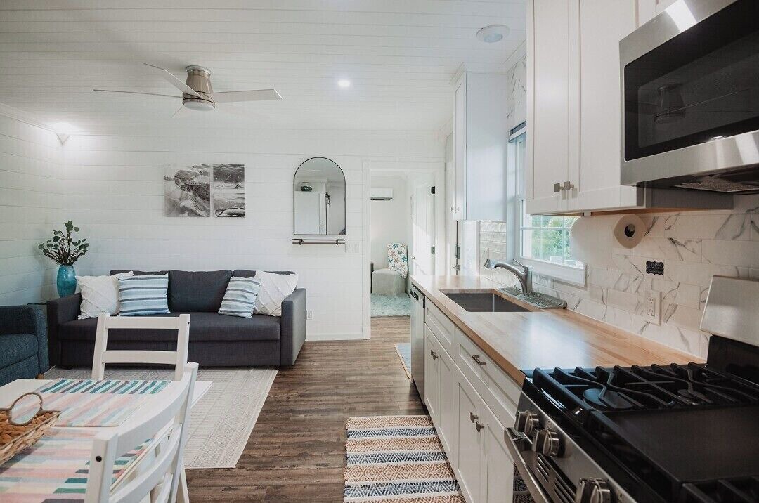 Photo of Kitchen in Green Turtle Cay