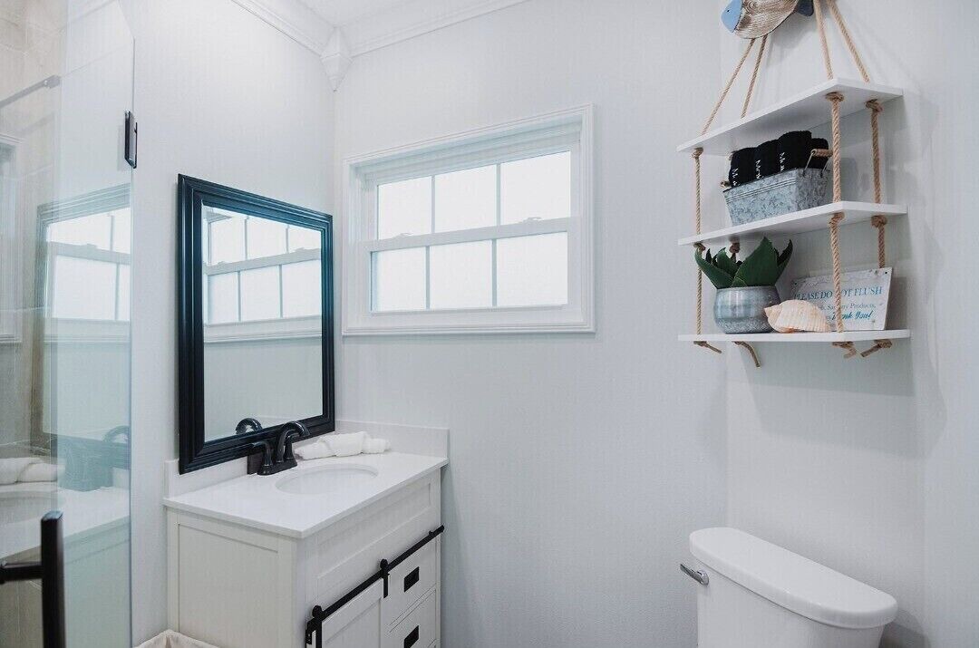 Photo of Bathroom in Green Turtle Cay