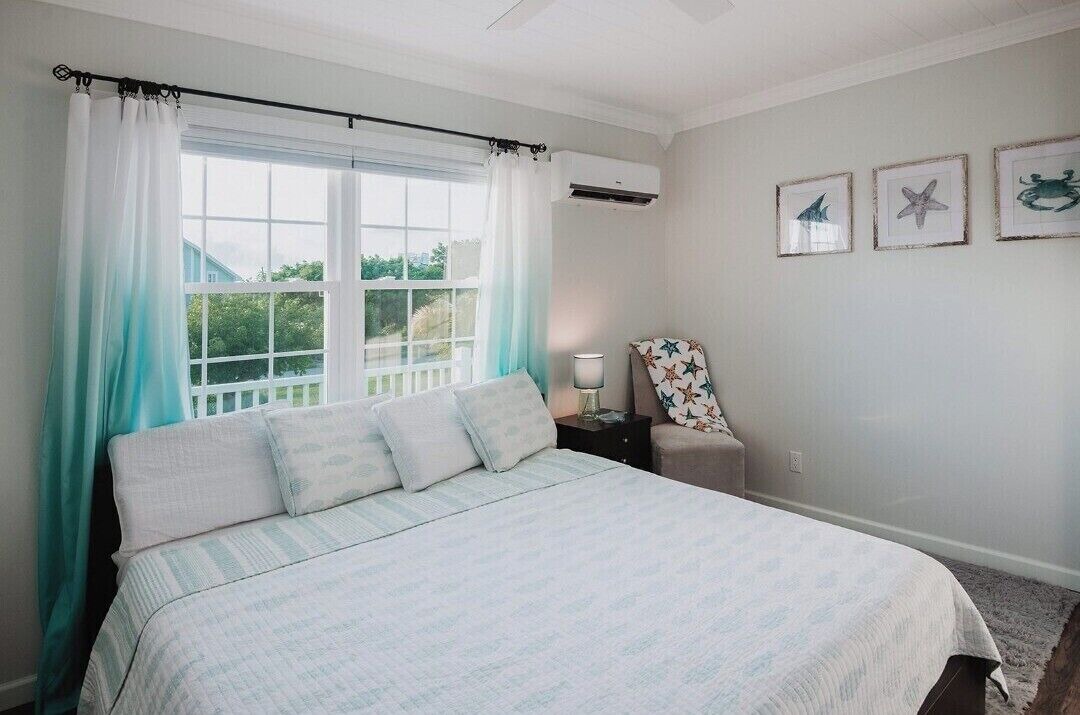Photo of Bedroom in Green Turtle Cay
