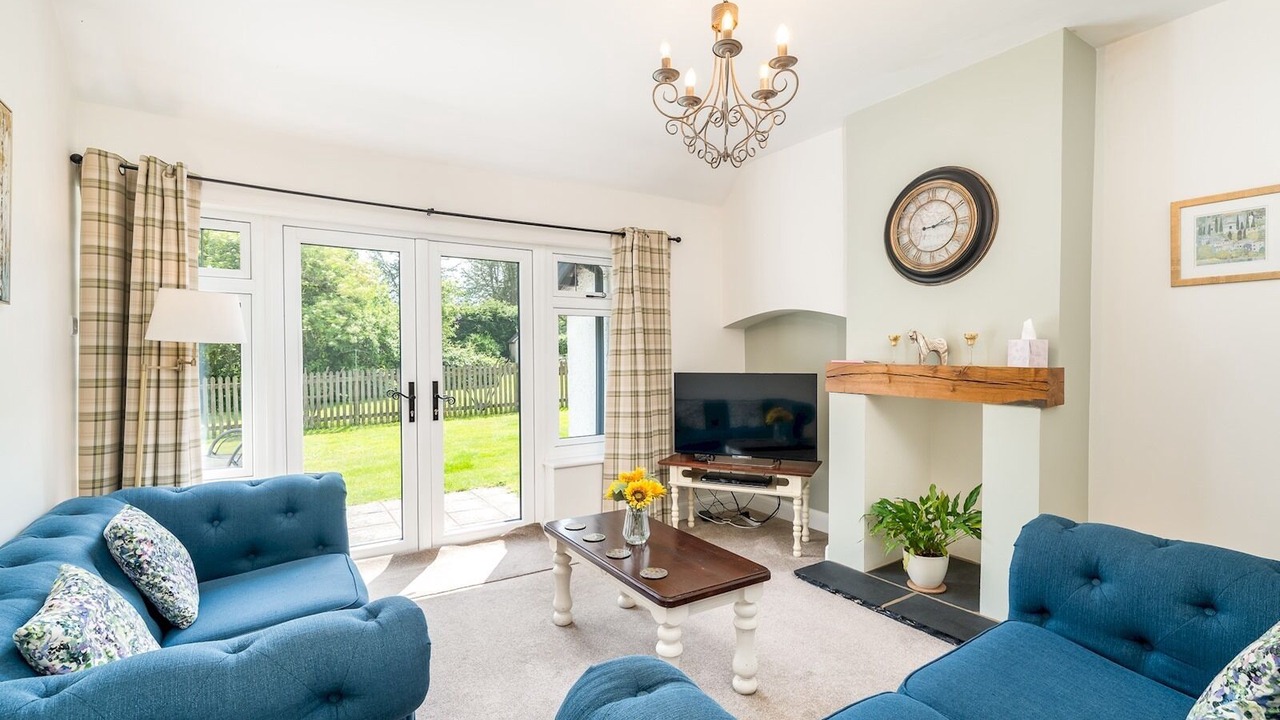 Photo of Livingroom in Little Missenden