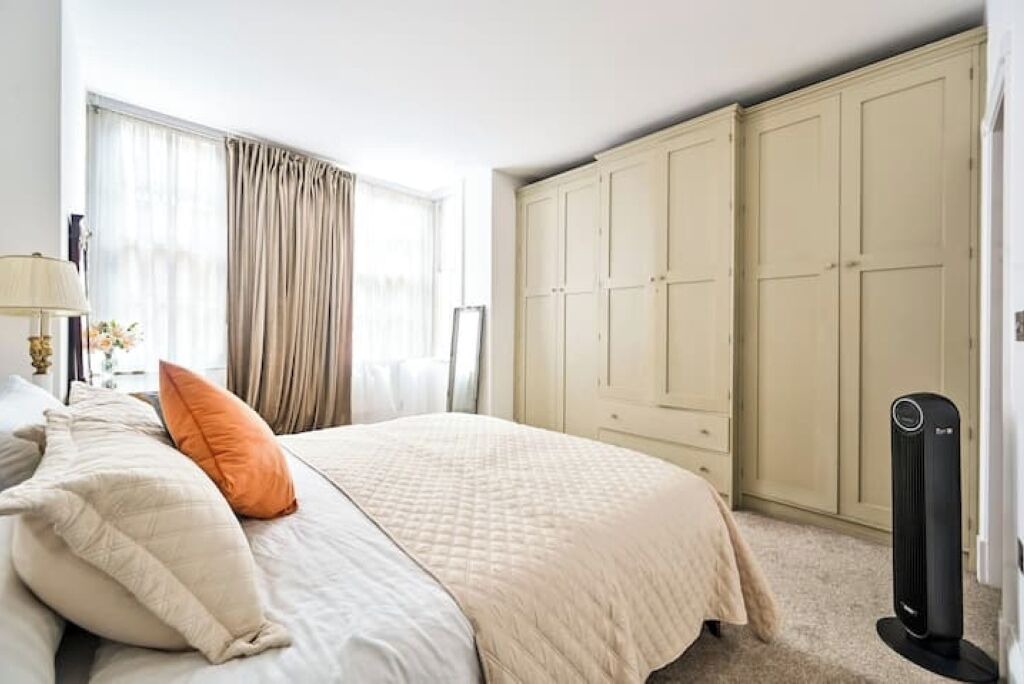 Photo of Bedroom in Mayfair