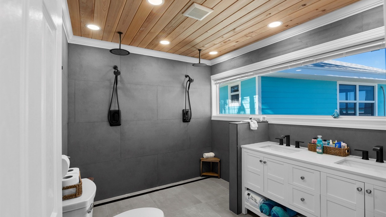 Photo of Bathroom in George Town