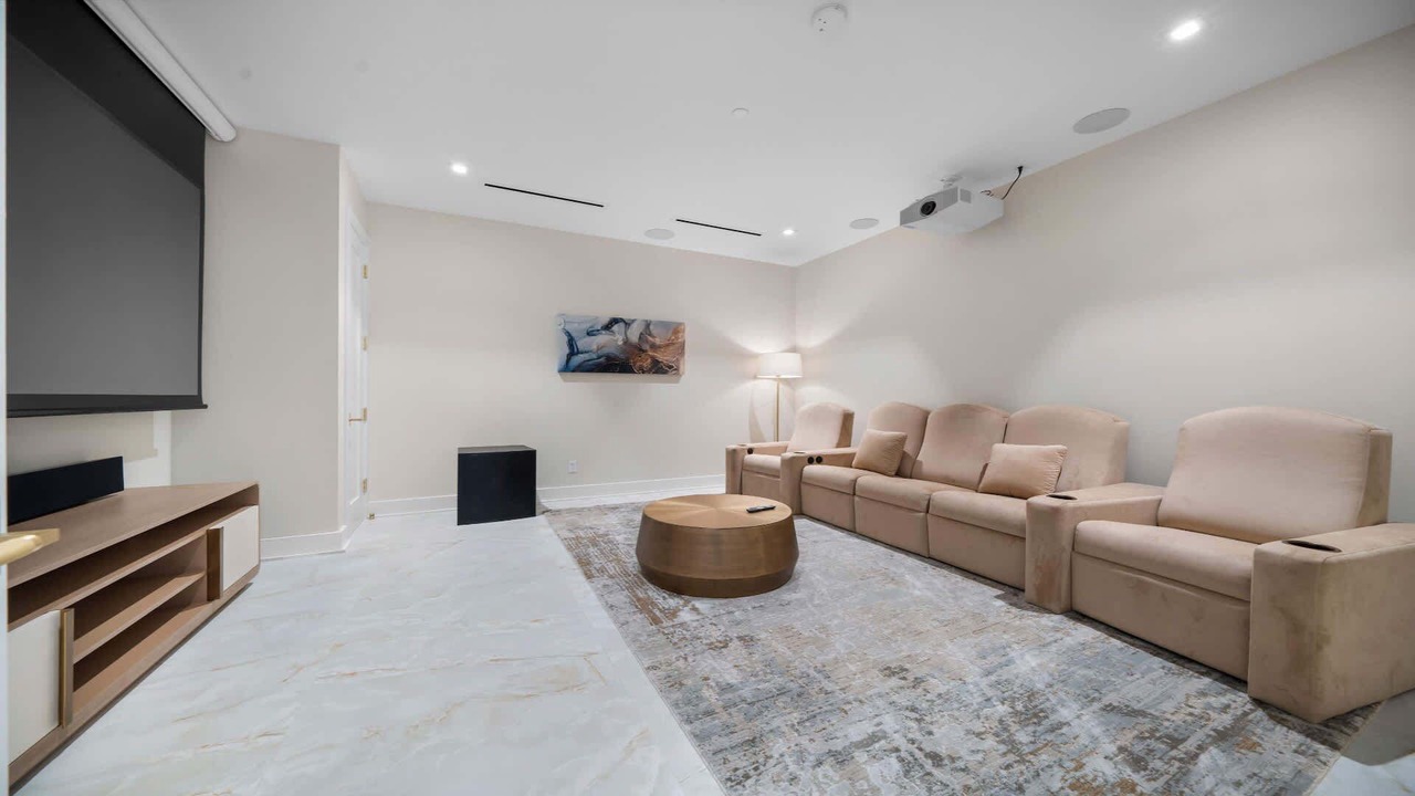 Photo of Bedroom in Nassau