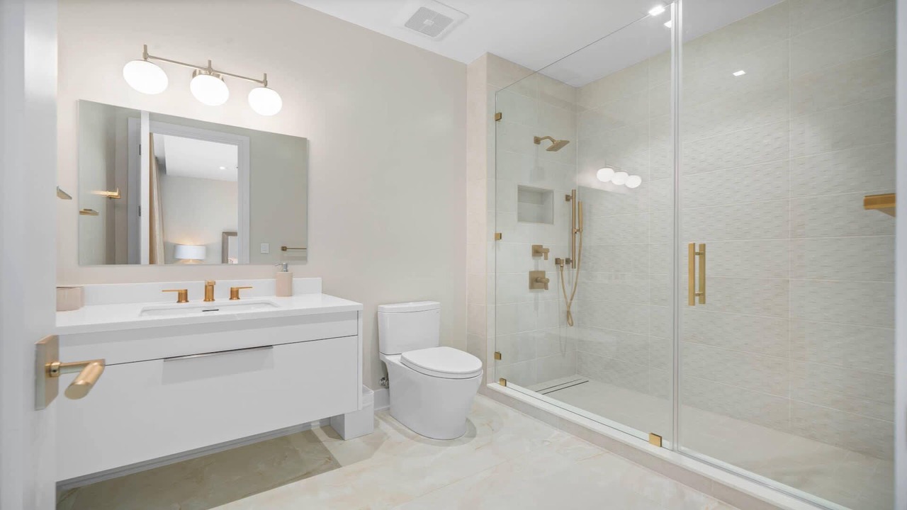 Photo of Bathroom in Nassau