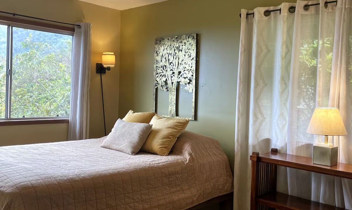 Photo of Bedroom in Honaunau-Napoopoo