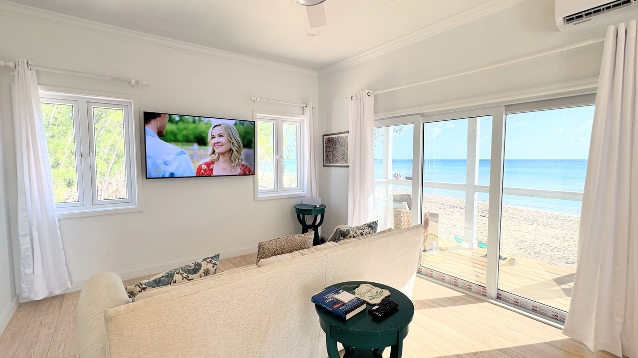 Photo of Livingroom in Governor's Harbour