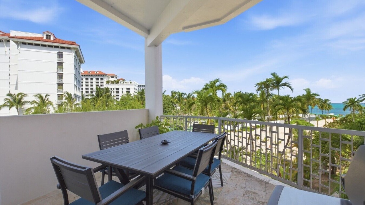 Photo of Patio Balcony in Nassau
