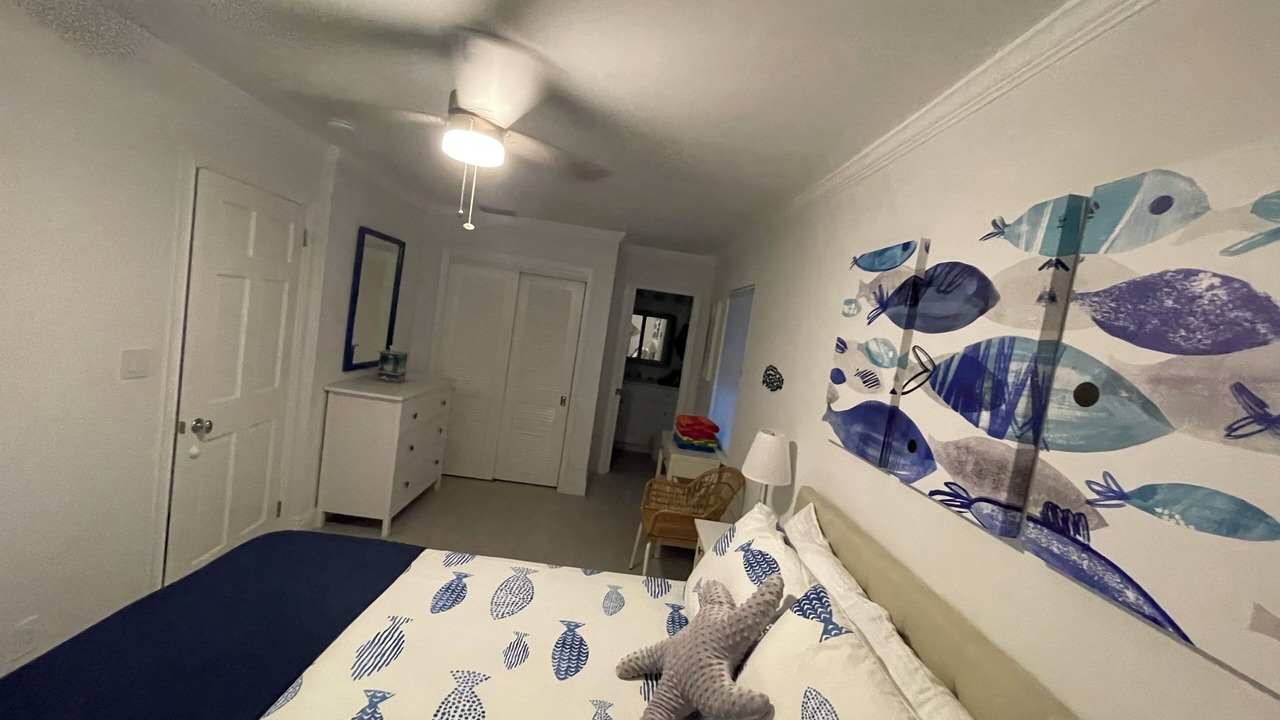 Photo of Bedroom in Treasure Cay