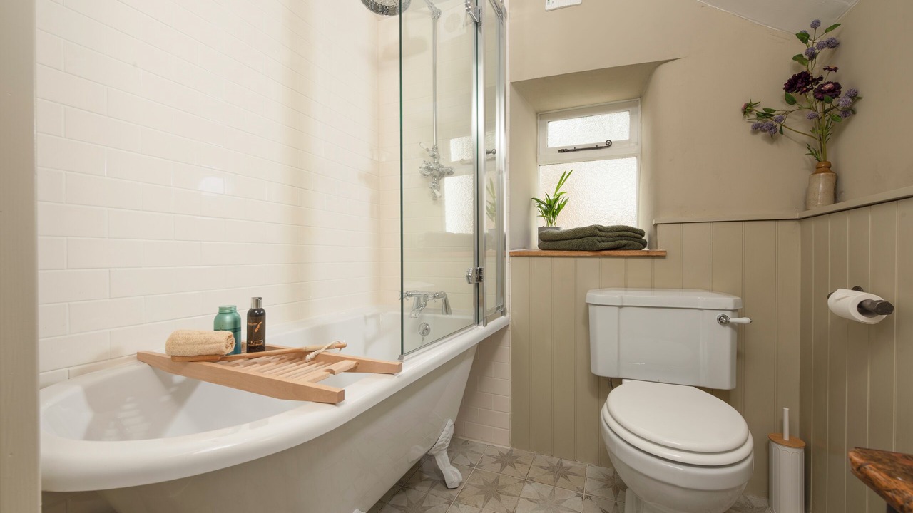 Photo of Bathroom in Mousehole
