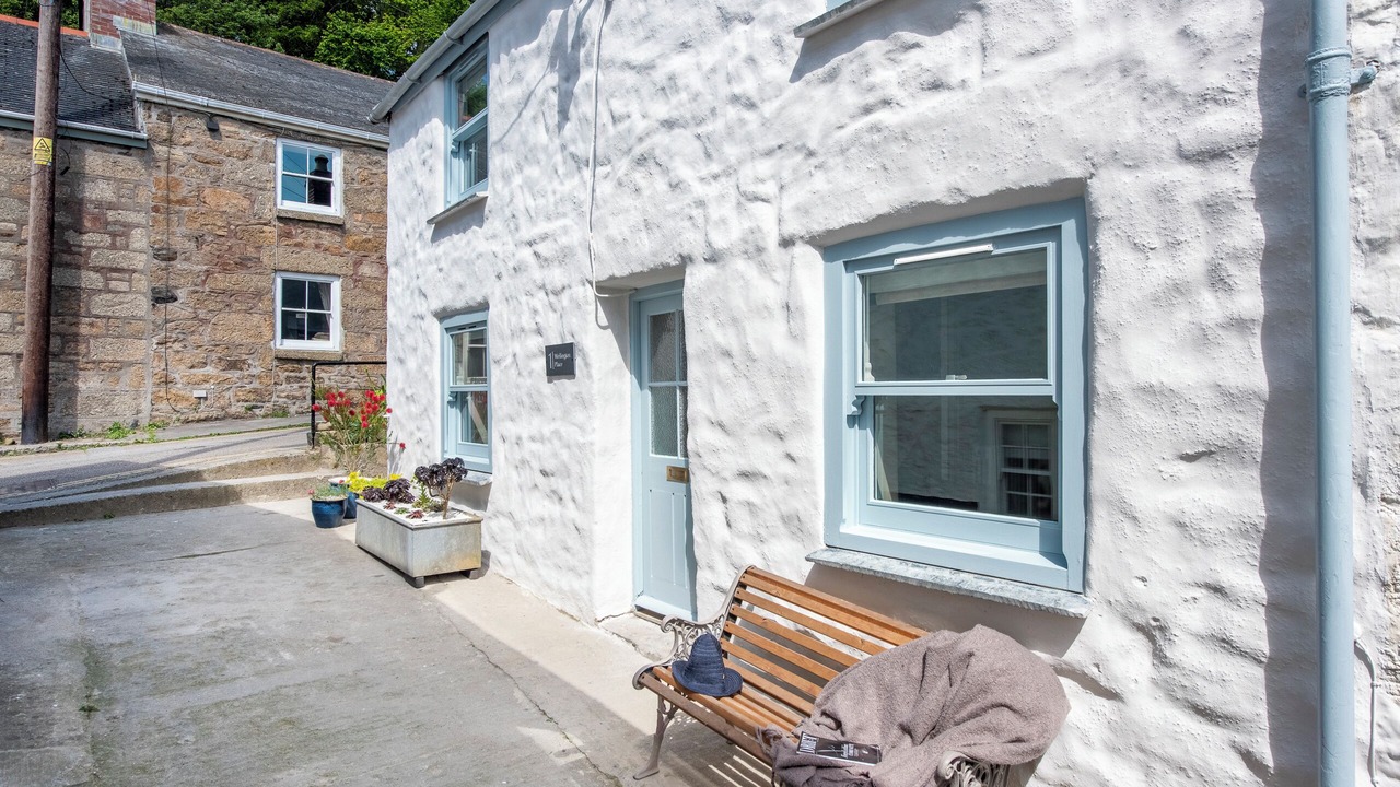 Photo of Patio Balcony in Mousehole