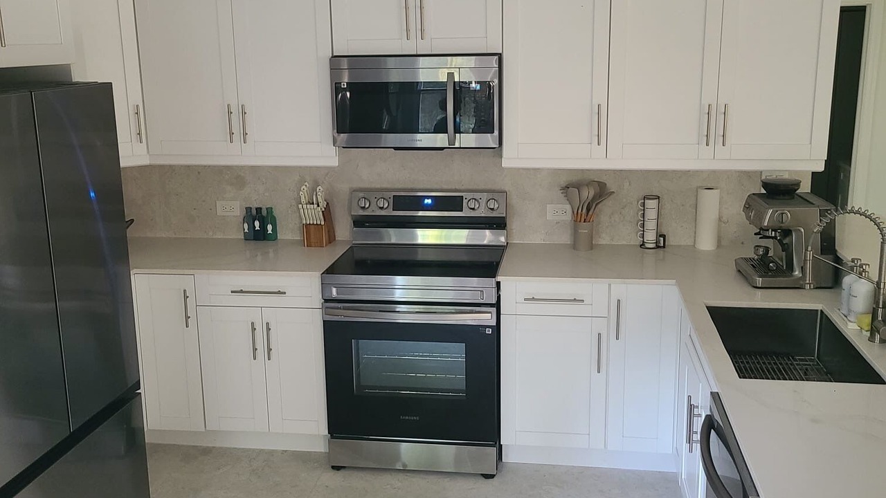Photo of Kitchen in Gregory Town
