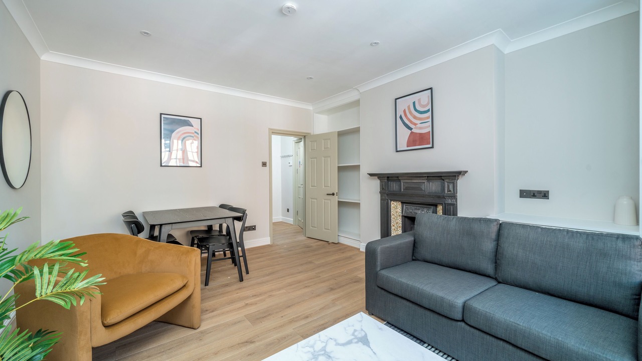 Photo of Bedroom in Fitzrovia