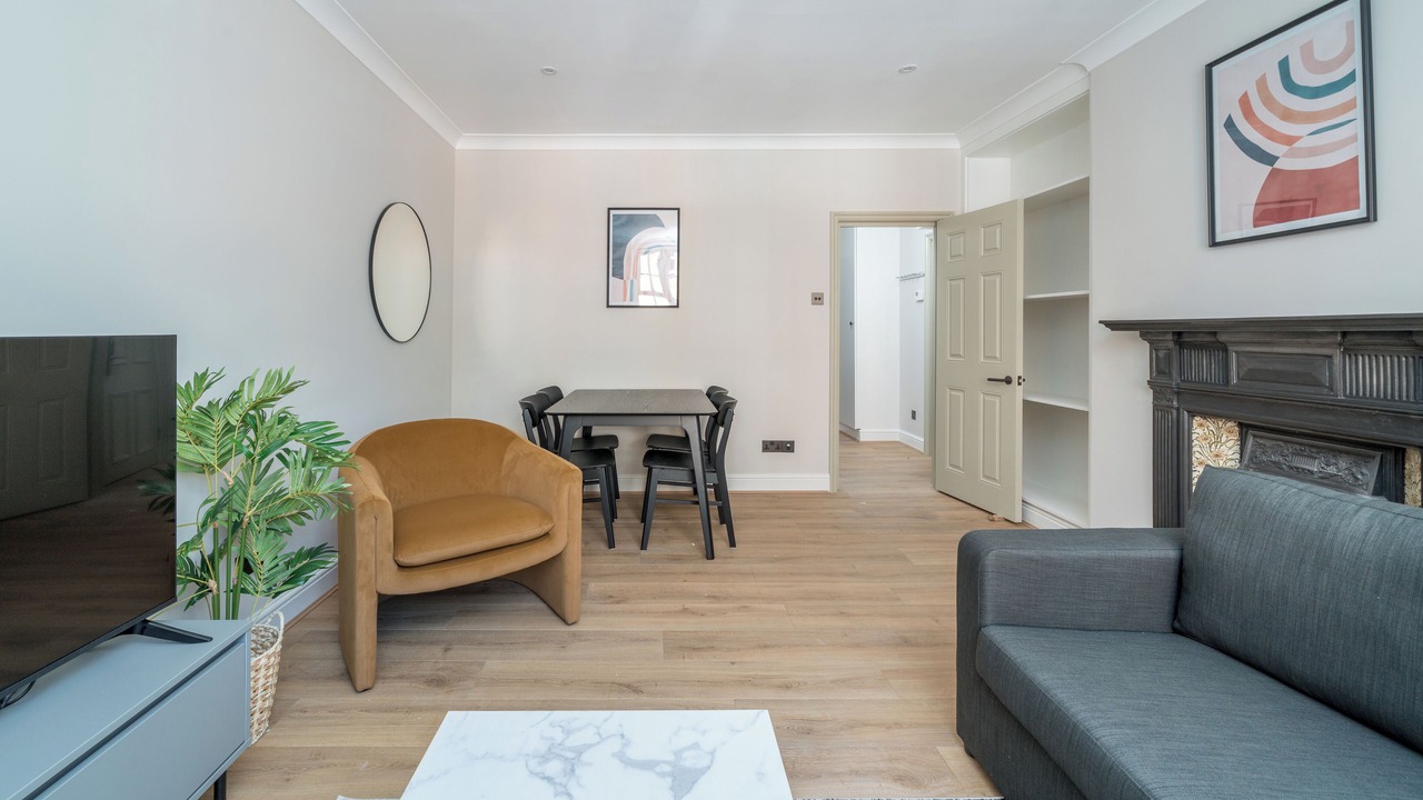 Photo of Livingroom in Fitzrovia