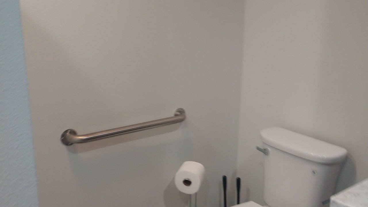 Photo of Bathroom in Kahaluu Bay