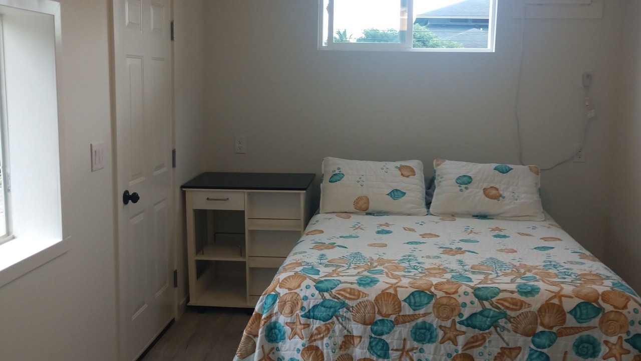 Photo of Bedroom in Kahaluu Bay