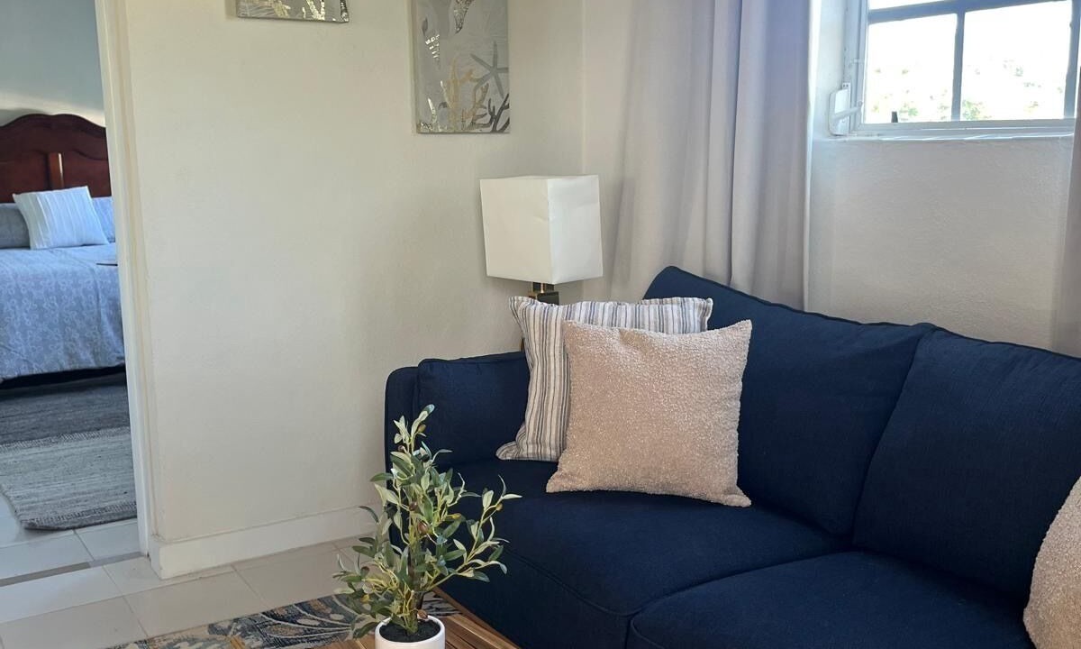 Photo of Livingroom in Tar Bay
