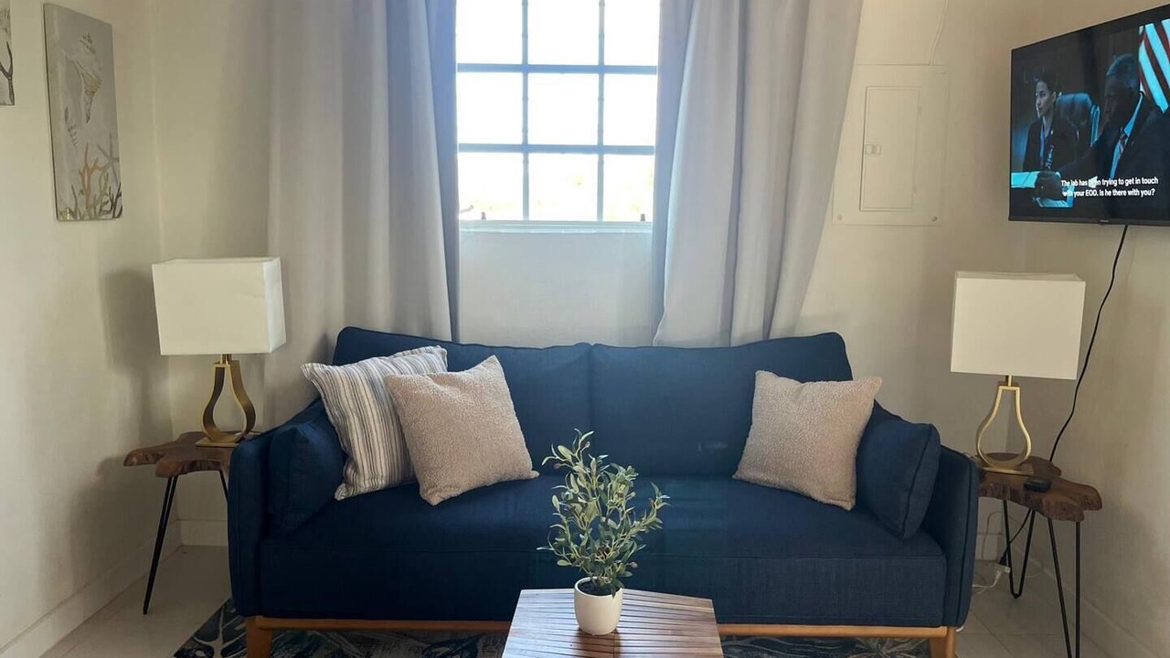 Photo of Livingroom in Tar Bay