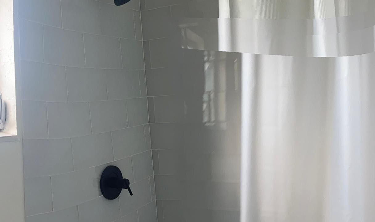 Photo of Bathroom in Tar Bay