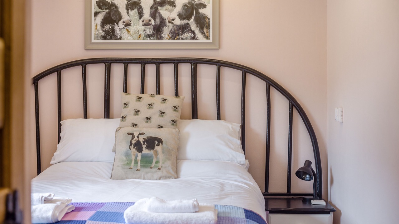 Photo of Bedroom in Burslem