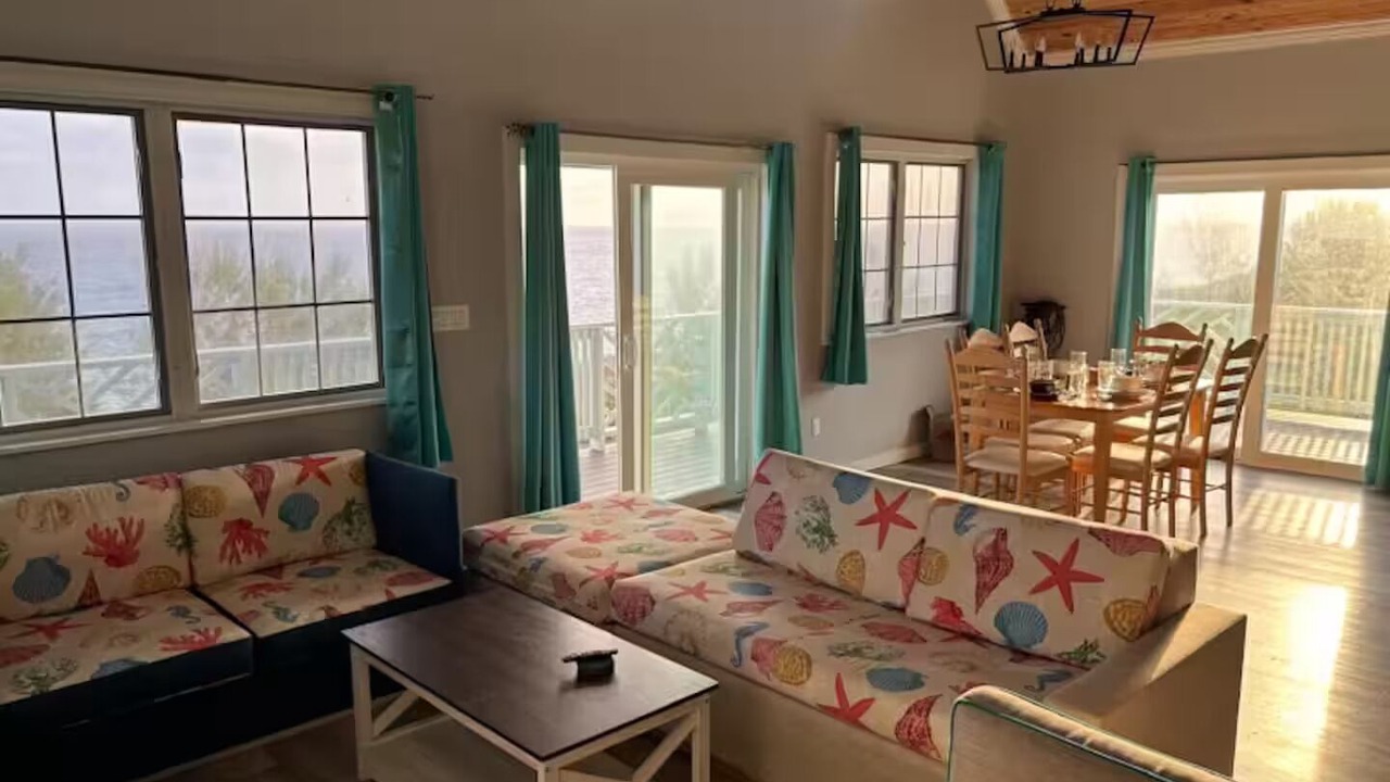 Photo of Livingroom in Rainbow Bay