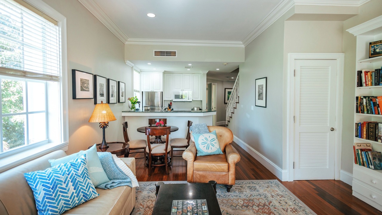 Photo of Livingroom in Dunmore Town