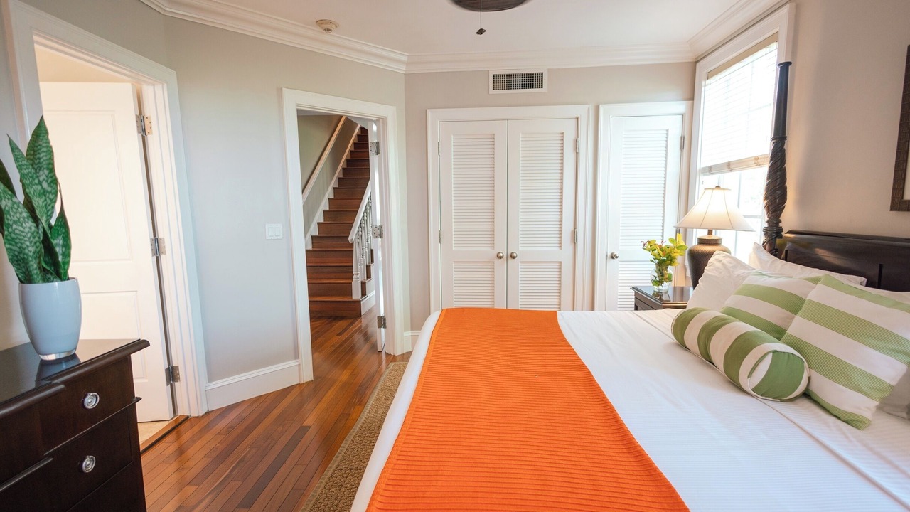 Photo of Bedroom in Dunmore Town
