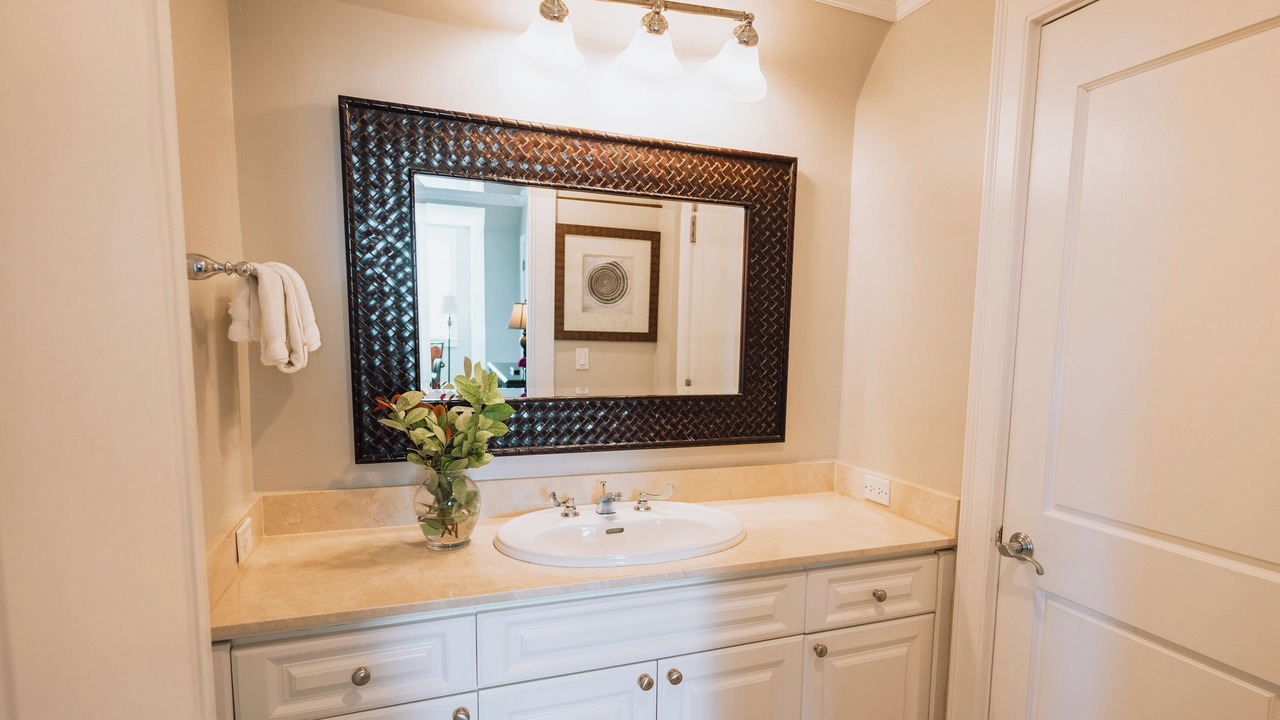 Photo of Bathroom in Dunmore Town