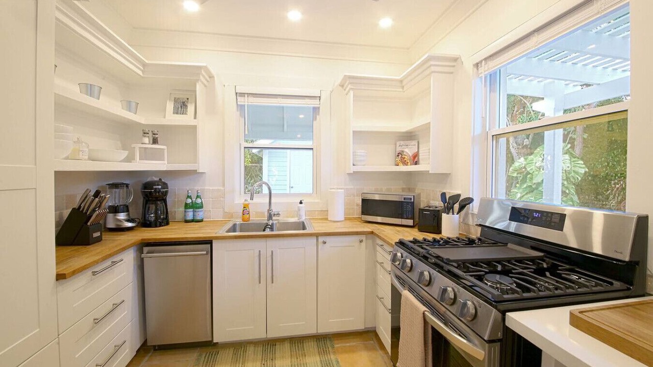Photo of Kitchen in Governor's Harbour