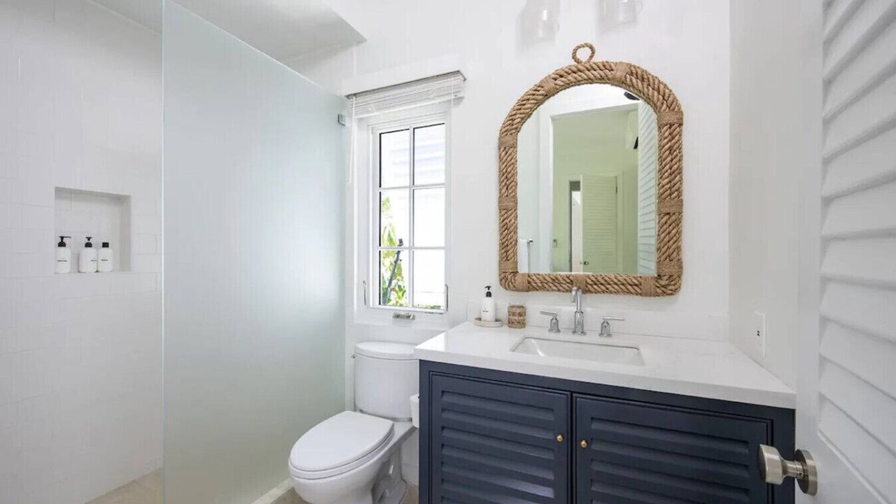 Photo of Bathroom in North Palmetto Point