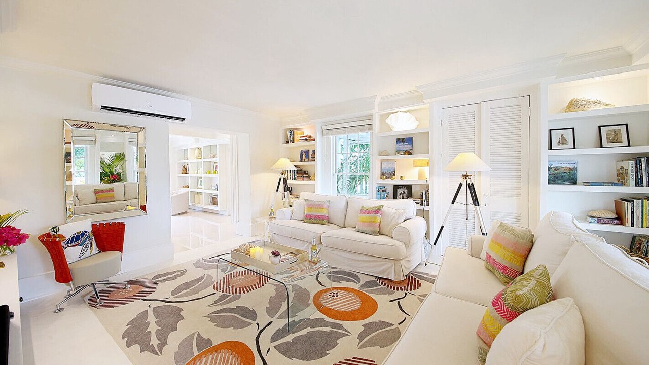 Photo of Livingroom in Governor's Harbour