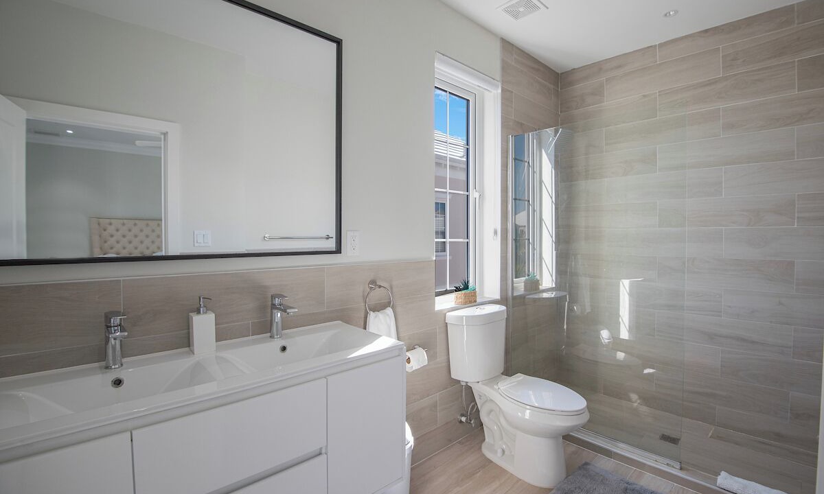 Photo of Bathroom in Palm Cay