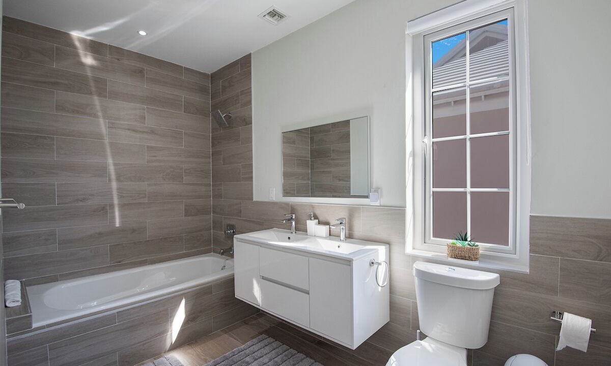 Photo of Bathroom in Palm Cay