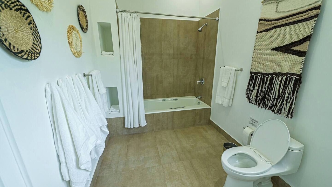 Photo of Bathroom in Eastern Road