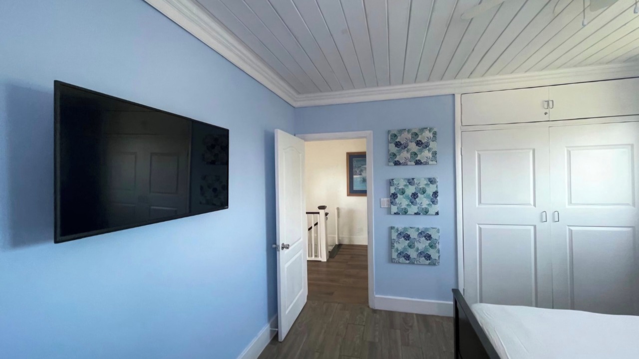 Photo of Bedroom in Coral Harbour