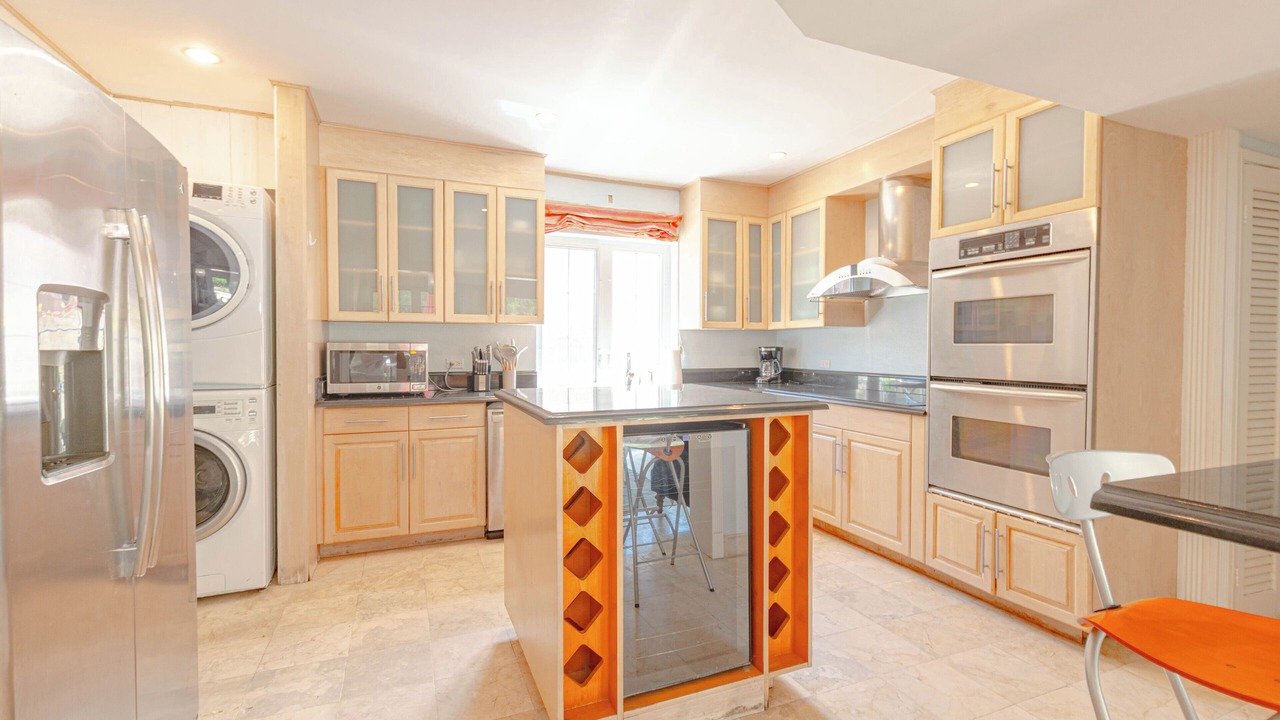 Photo of Kitchen in Nassau