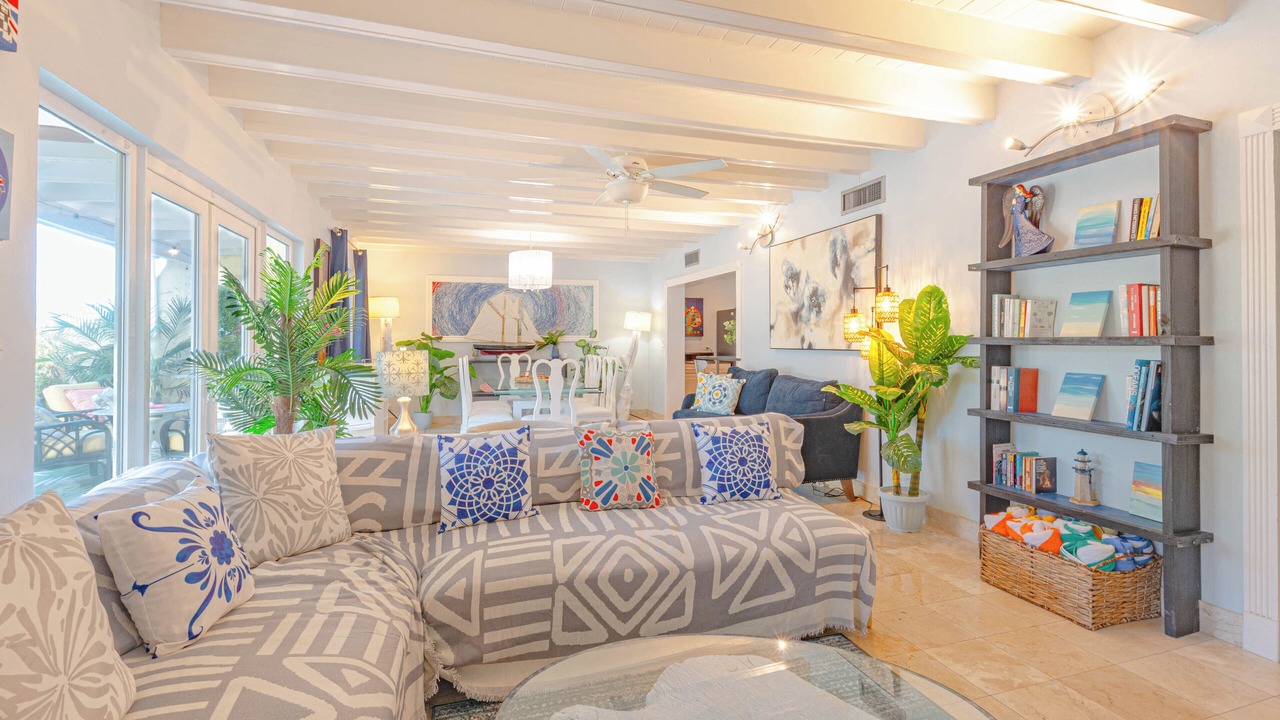 Photo of Livingroom in Nassau